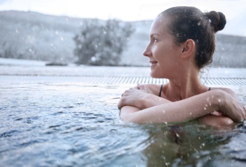 Jak przygotować basen do pracy w zimie? – praktyczny poradnik