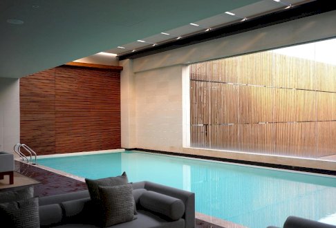 Basen kryty czy ogrodowy? Co sprawdzi się w Twoim domu?